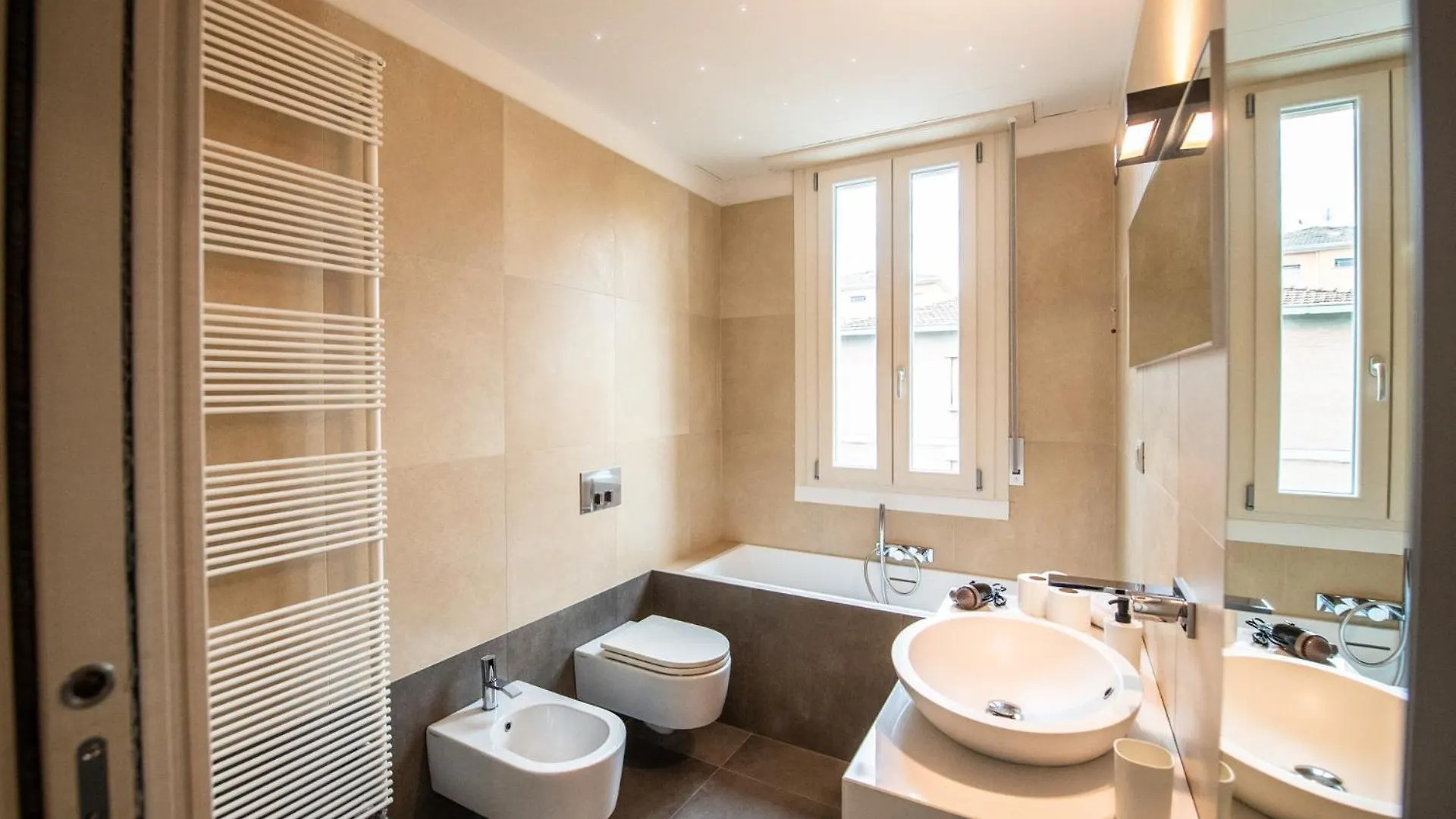 B&B Con Parcheggio Gratuito E Bagno Privato L 350 M Da Ospedale Maggiore