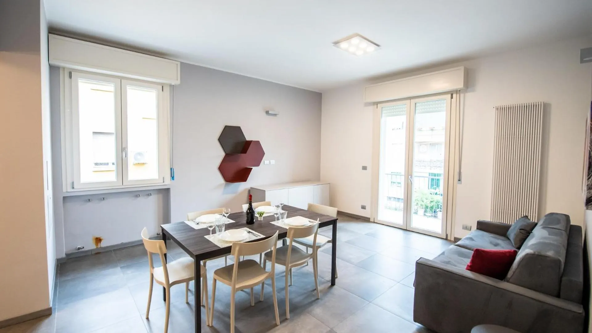 350 M Da Ospedale Maggiore L Parcheggio Prive L Rooms Parma